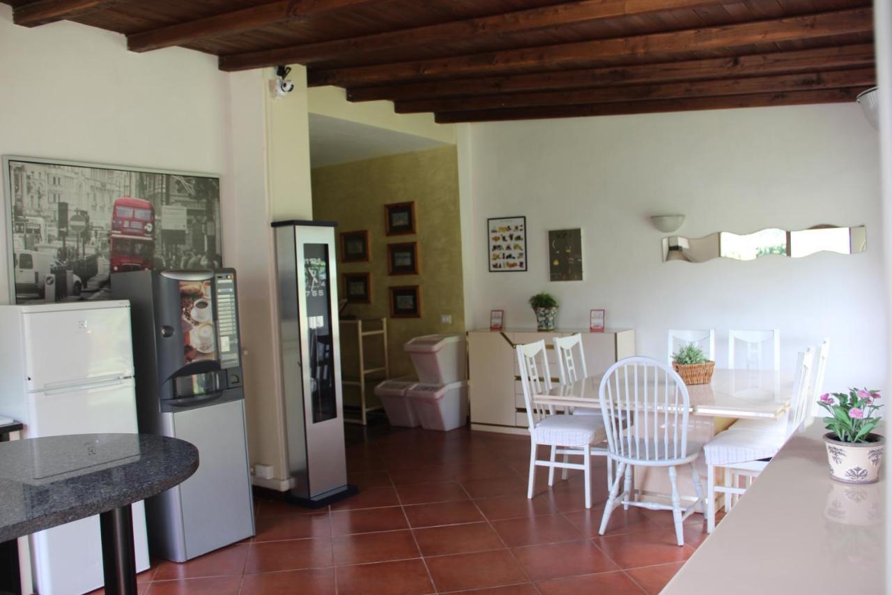 Villino Fiorella Ciampino Exteriör bild